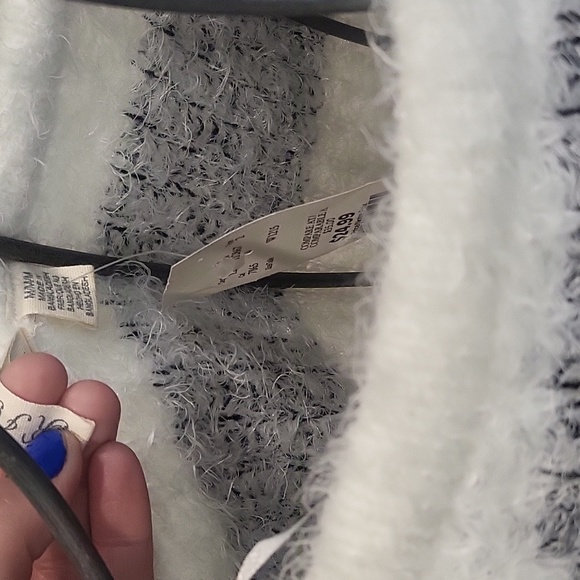 Super cozy and fuzzy knee length sweater dress - Picture 3 of 3